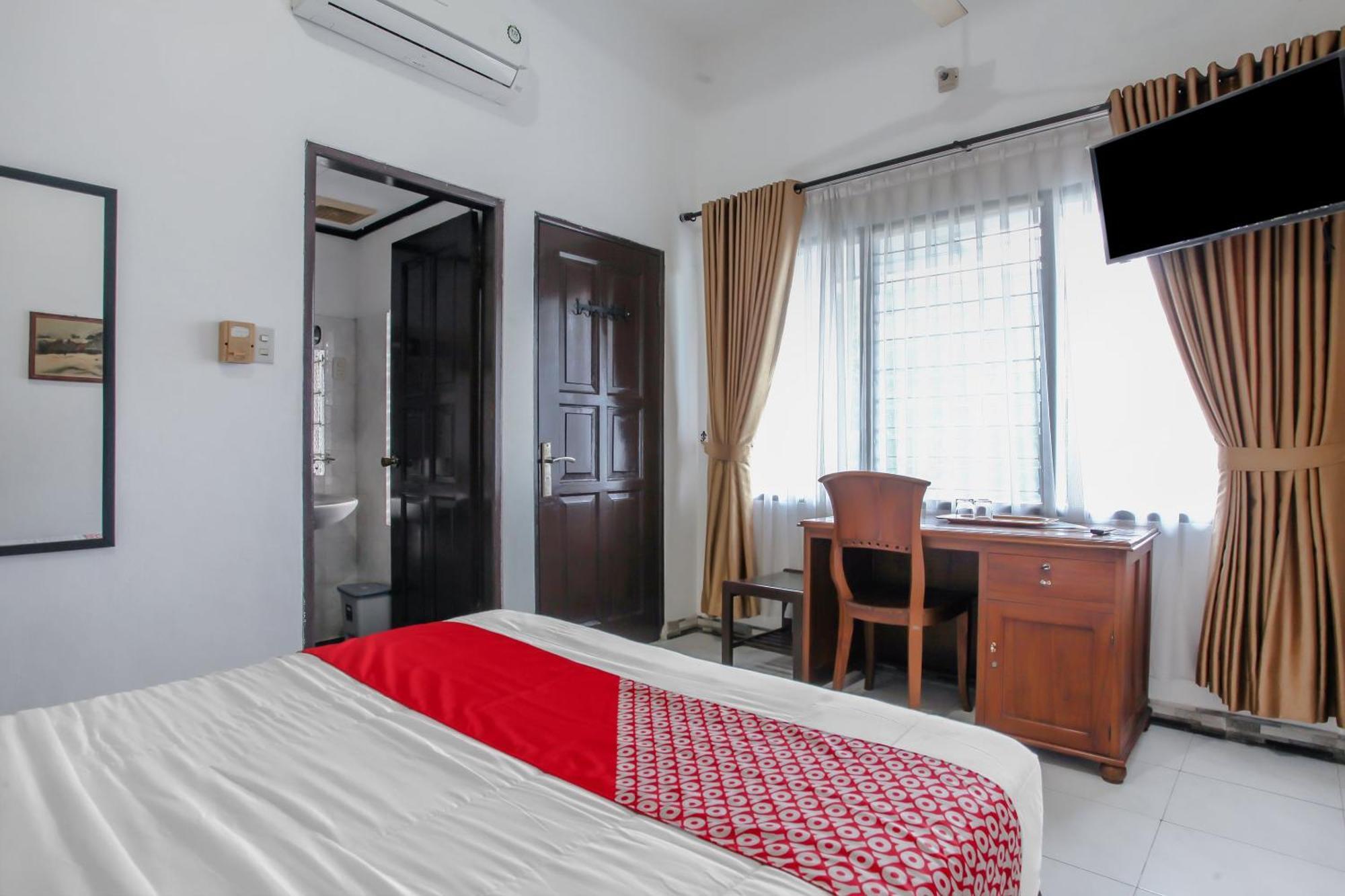 Oyo Life 90091 Wisma Pakuan Syariah Bogor Zewnętrze zdjęcie
