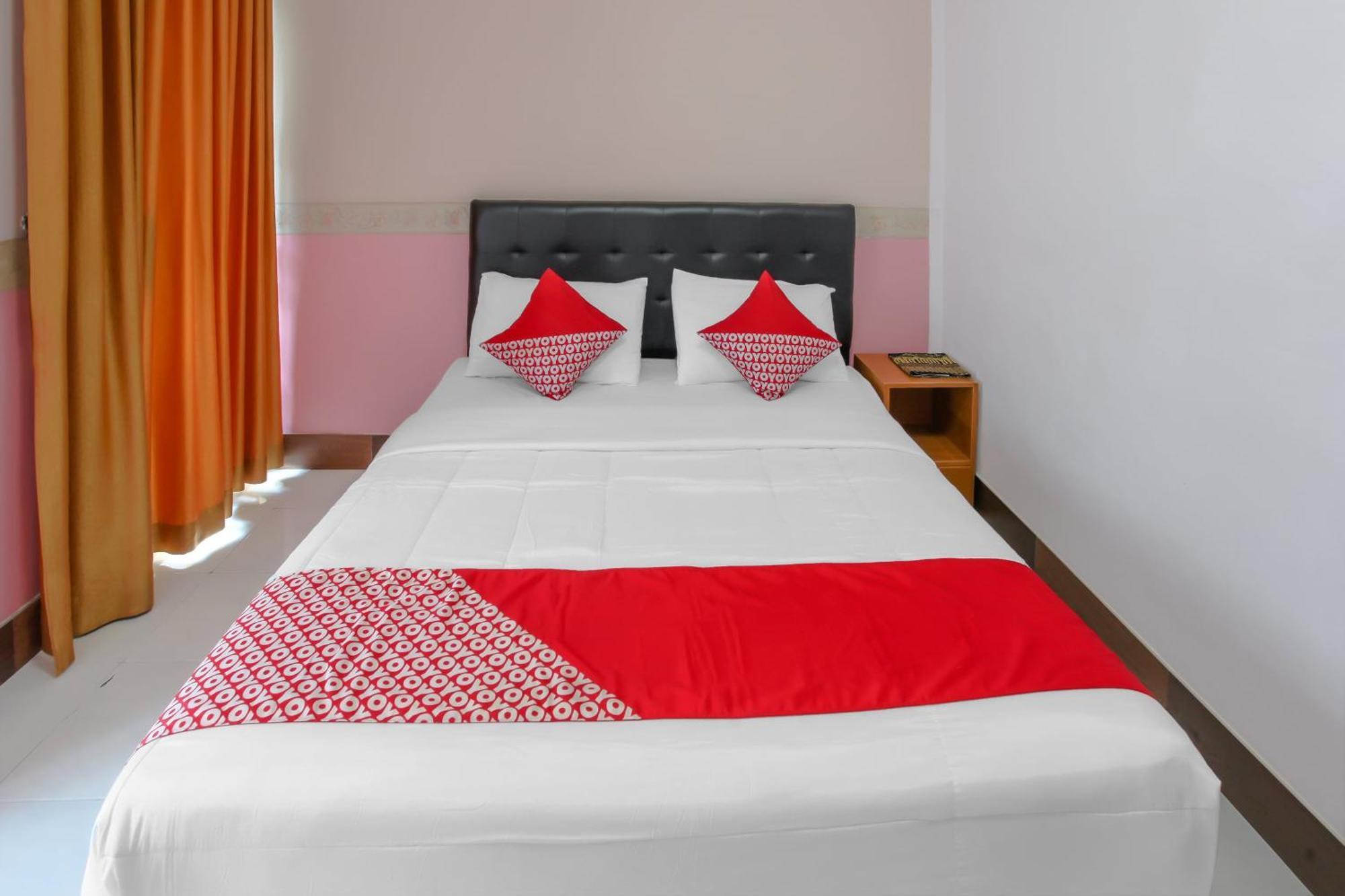 Oyo Life 90091 Wisma Pakuan Syariah Bogor Zewnętrze zdjęcie