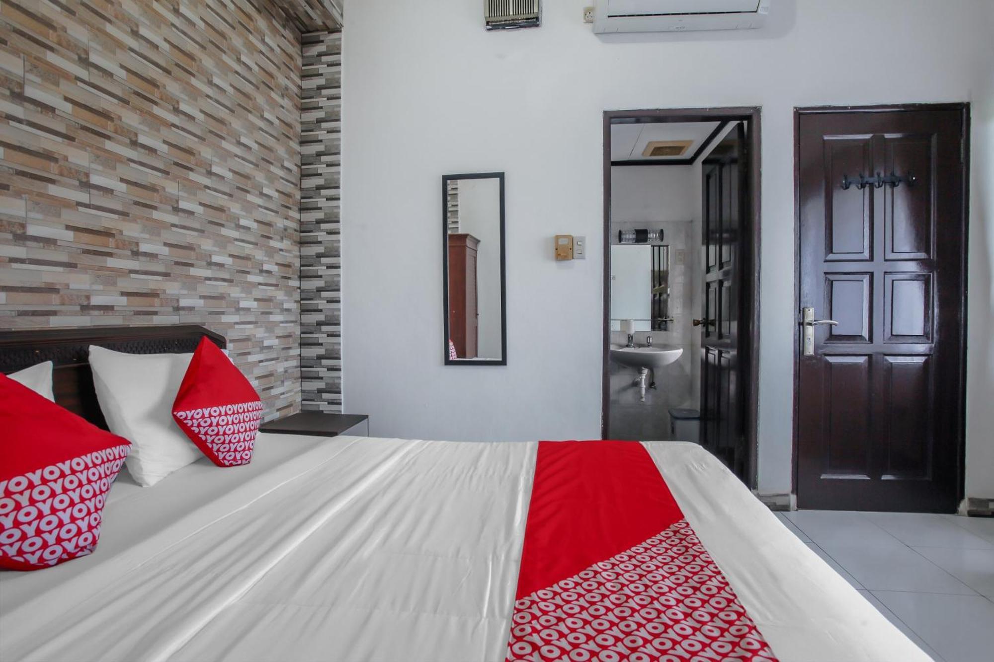 Oyo Life 90091 Wisma Pakuan Syariah Bogor Zewnętrze zdjęcie